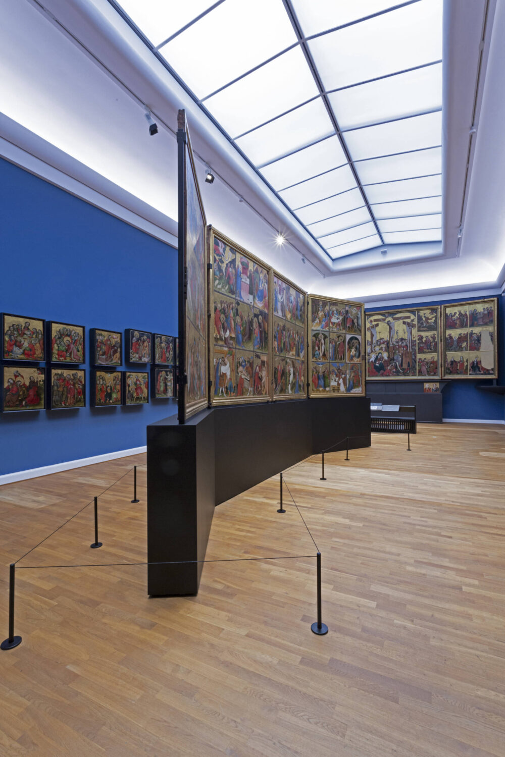 Blick in den Mittelaltersaal der KunstWelten.
